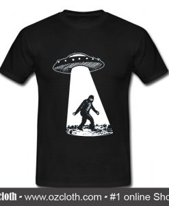 Bigfoot Ufo T Shirt (Oztmu)
