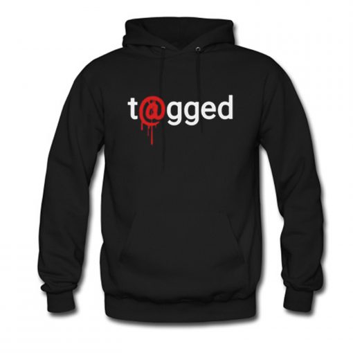 T@gged Pullover Hoodie (Oztmu)