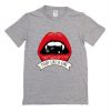 Vampire Fangs fight like a girl T Shirt (Oztmu)