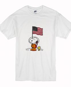 Peanuts Little Boys Snoopy In Space T-Shirt (Oztmu)