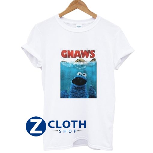 Sesame Street Cookie Monster Gnaws Men's T-Shirt AA