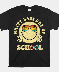 Smile Face Retro Groovy Happy Last Day Of School Graduation Shirt